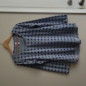 EUC Lularoe Lynnae Long Sleeve T-Shirt in Gray and Blue